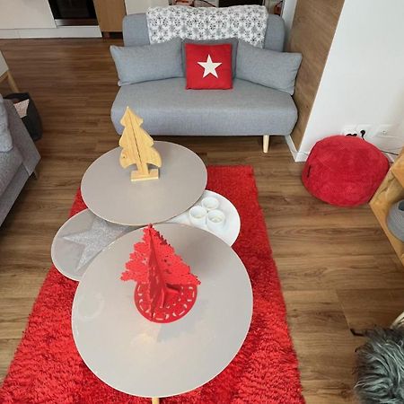 Rouge Canneberge -8 Personnes- 84M2 Vue Degagee Setaz Valloire Luaran gambar