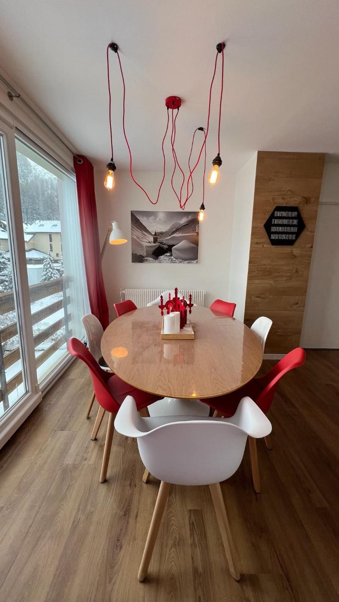 Rouge Canneberge -8 Personnes- 84M2 Vue Degagee Setaz Valloire Luaran gambar