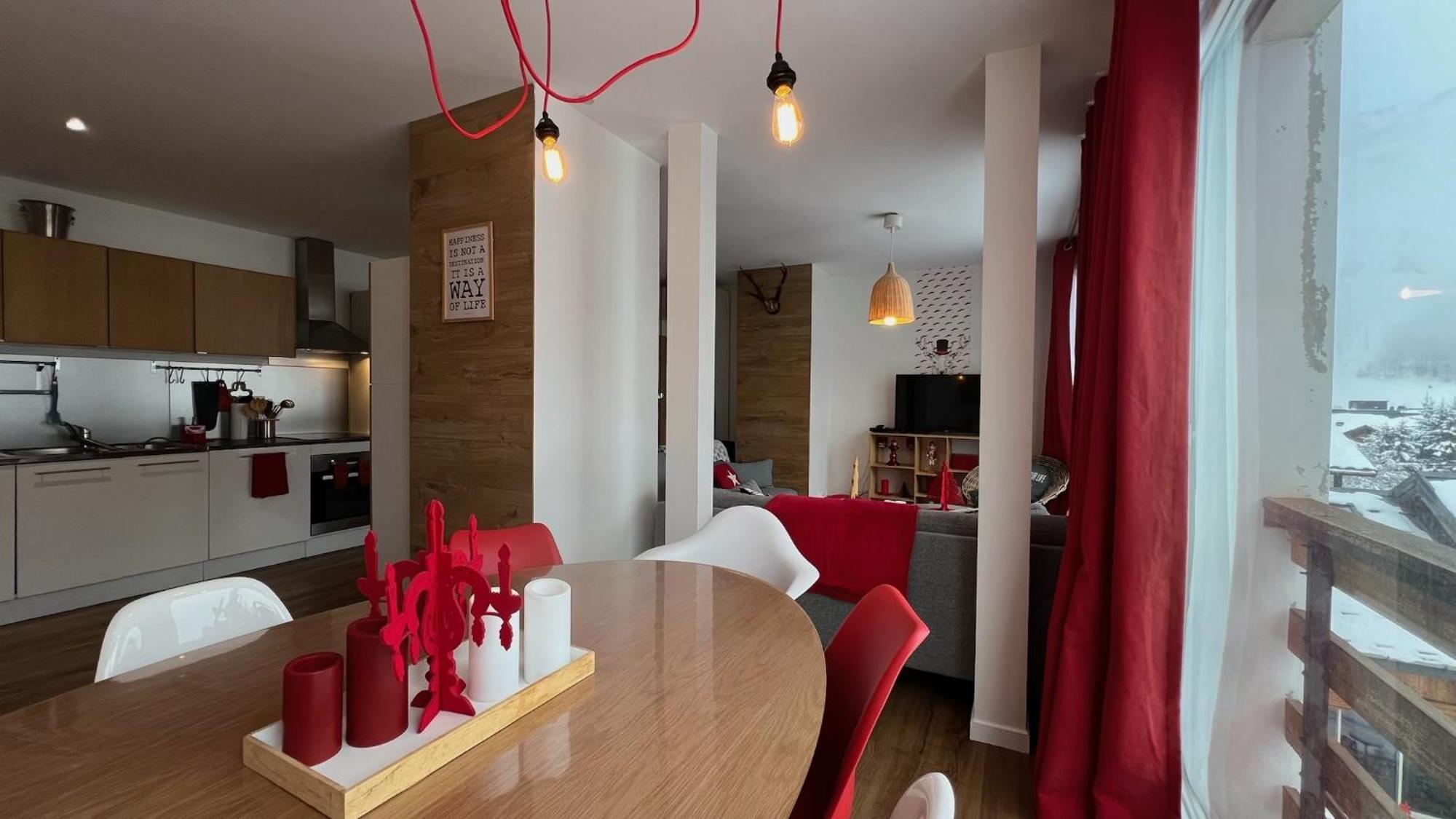 Rouge Canneberge -8 Personnes- 84M2 Vue Degagee Setaz Valloire Luaran gambar