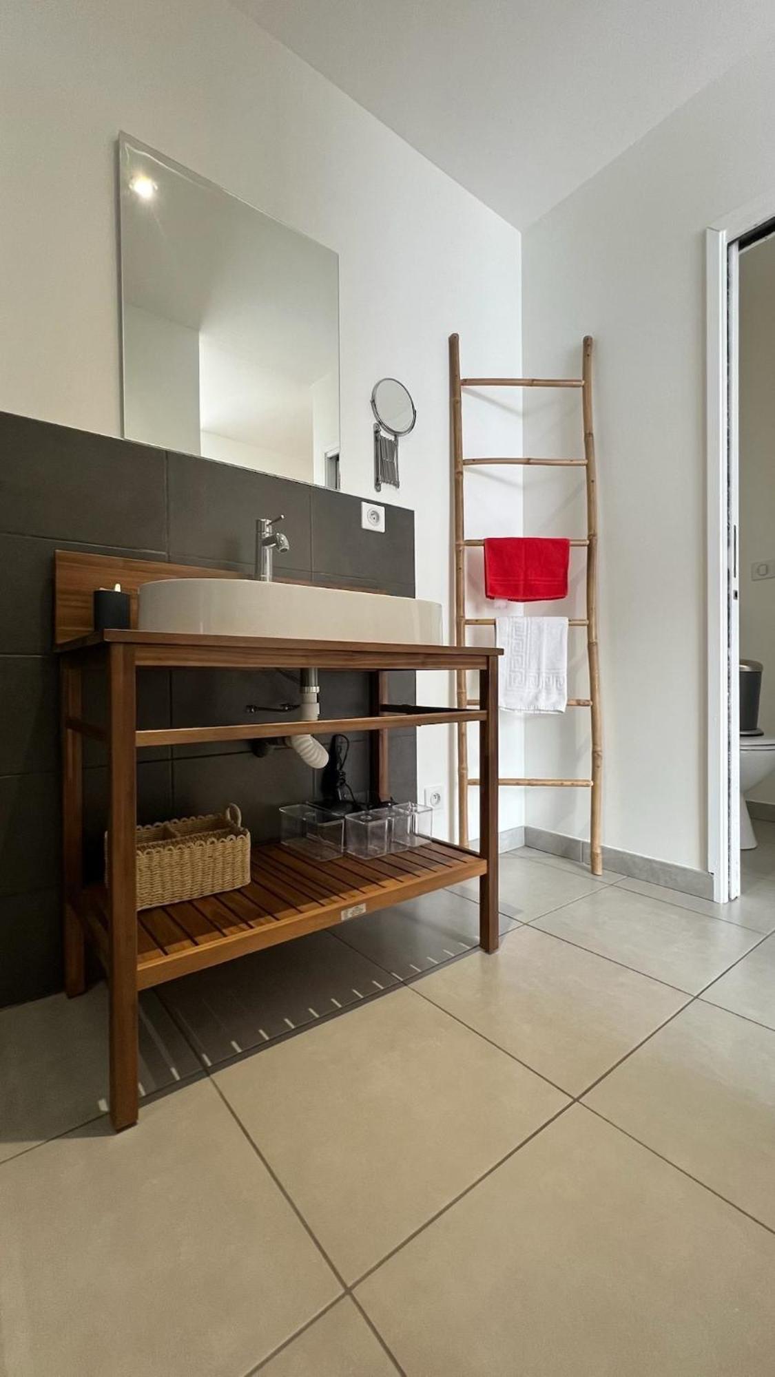 Rouge Canneberge -8 Personnes- 84M2 Vue Degagee Setaz Valloire Luaran gambar
