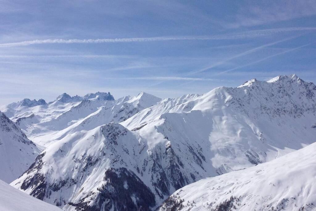 Rouge Canneberge -8 Personnes- 84M2 Vue Degagee Setaz Valloire Luaran gambar